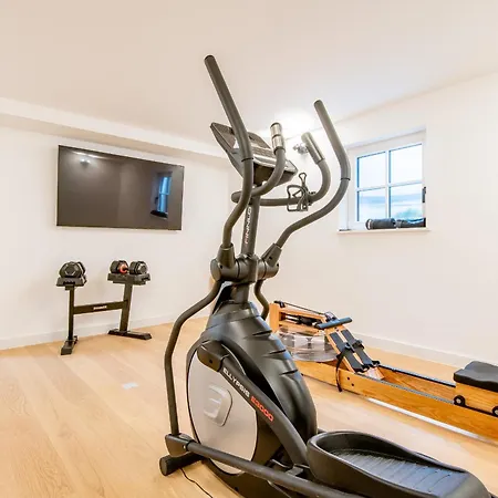 F27 Living Whg 02 דירה *